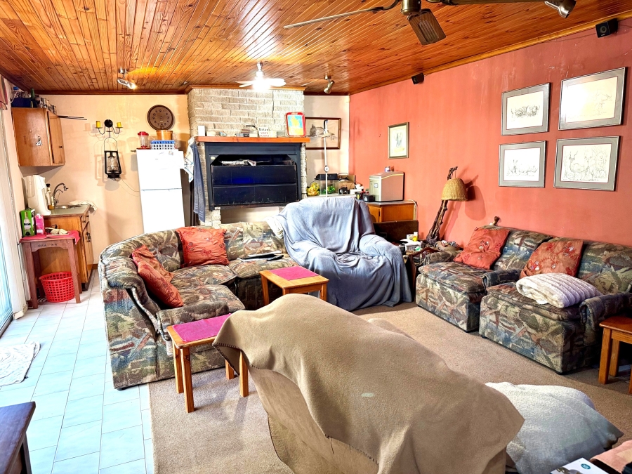 4 Bedroom Property for Sale in Bergzicht Western Cape